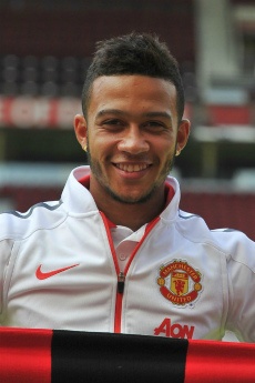 26.   (Memphis Depay)